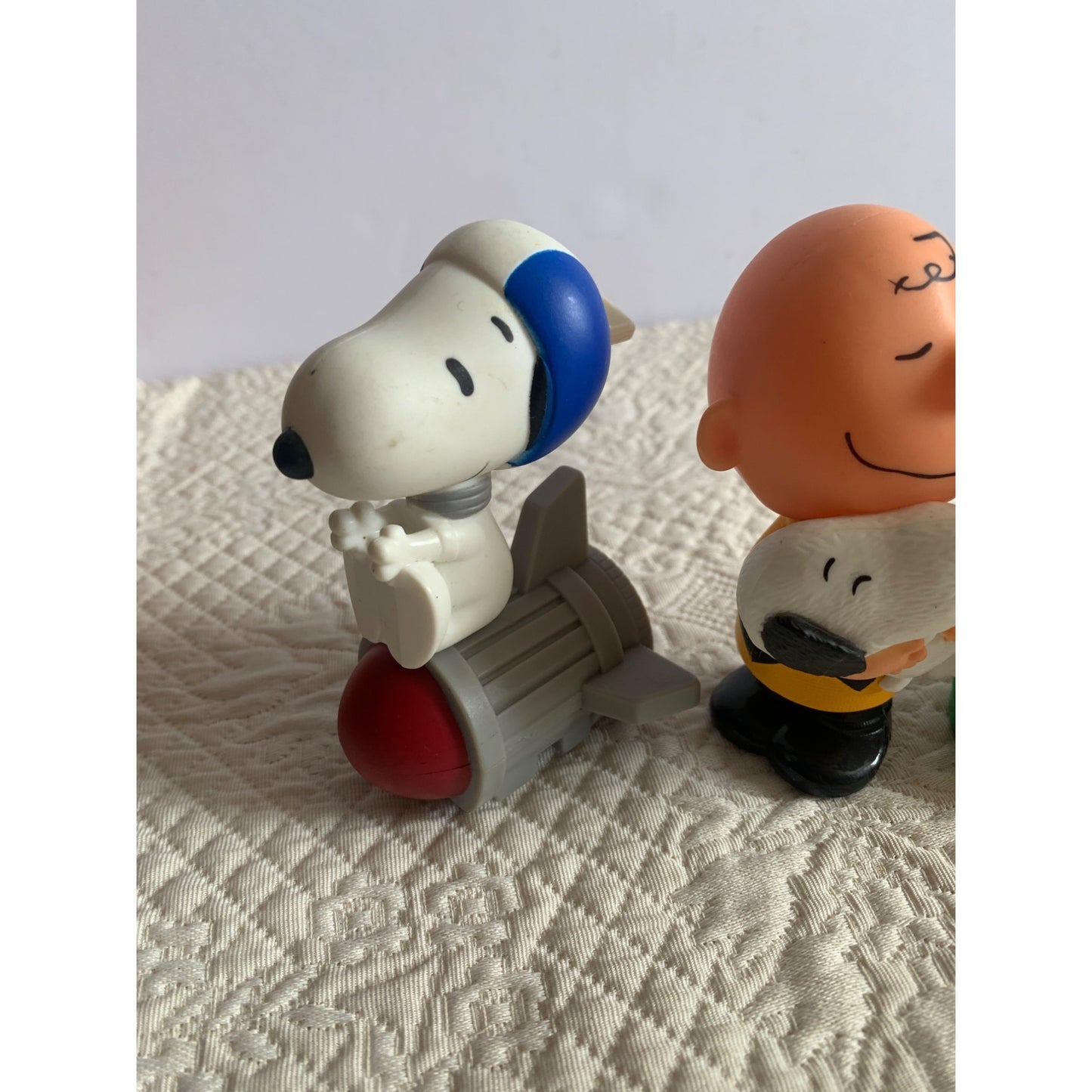 Peanuts Charlie Brown and Snoopy McDonald figures set