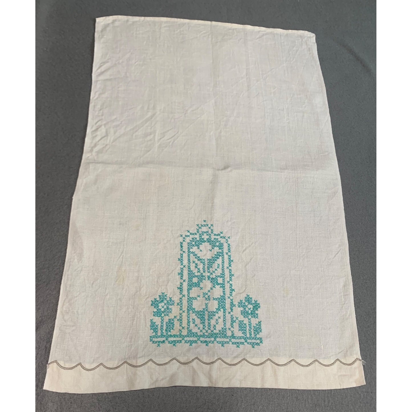 Vintage Embroidered Linen Tea Towel with Green Cross-Stitch Flowers & Scalloped Detail