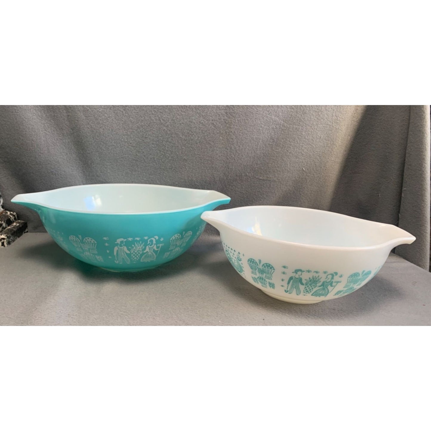 Vintage Pyrex Butterprint Turquoise & White Cinderella Bowls 443 & 444 Set