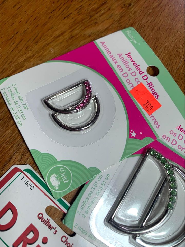 Dritz Boutique 9 pks Jeweled D Rings and 1 pk D rings for belt making - New