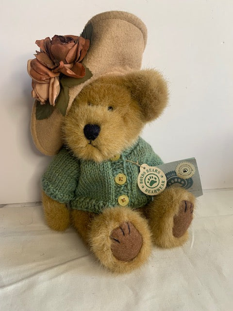 Boyds Mrs Trumbull bear 10" tall with tag