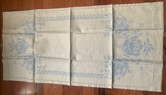 Vintage Flower stamped cross stitch linen table runner #9290