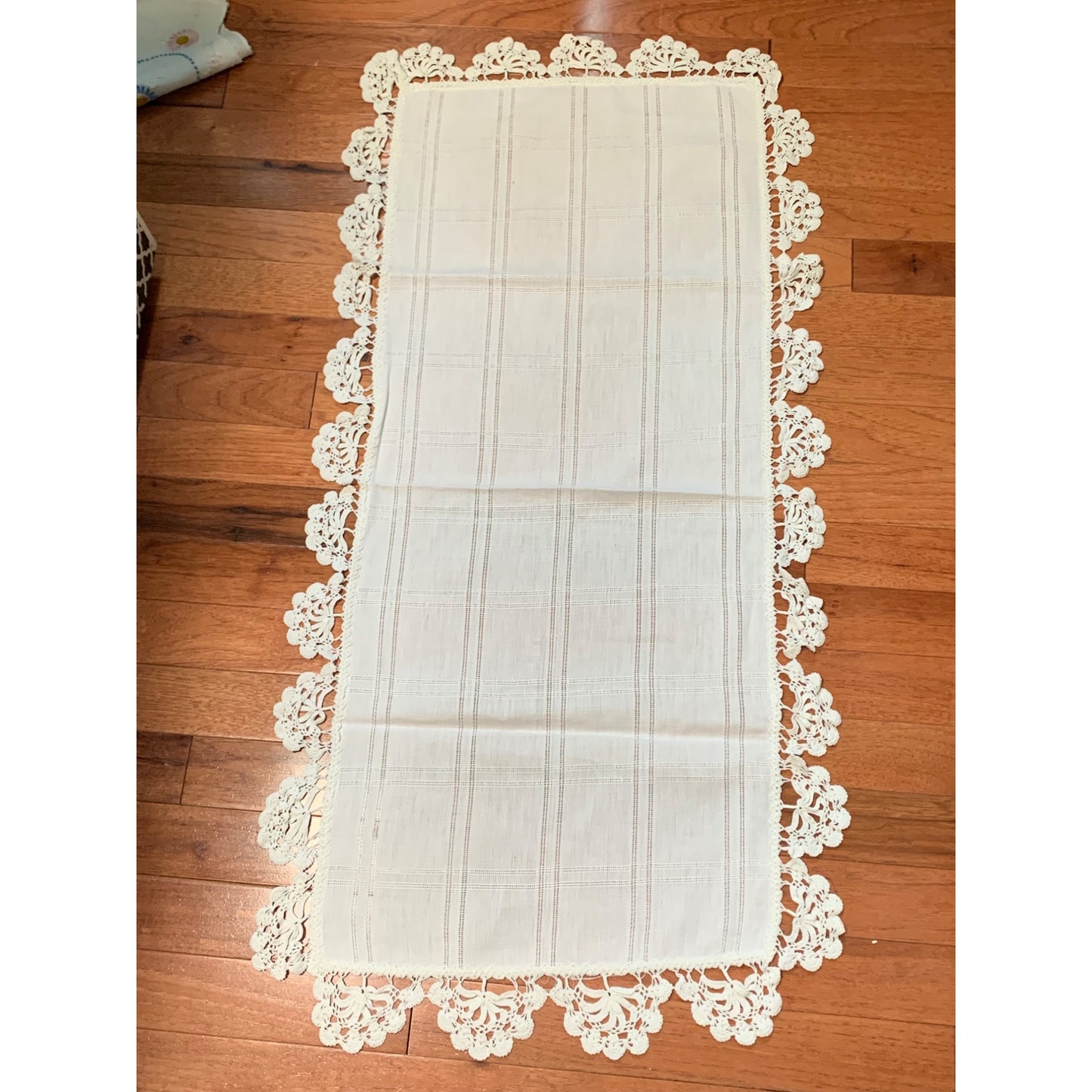 Elegant White Lace Trimmed Table Runner - 36"x15" - Set of 2