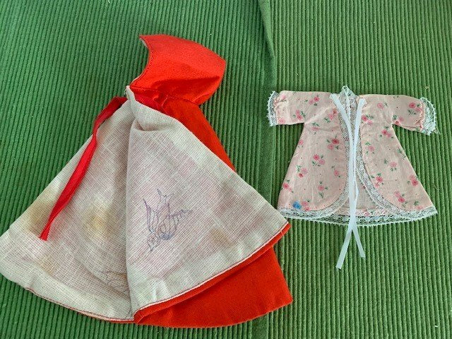 Vintage Barbie Cape & jacket set #20m