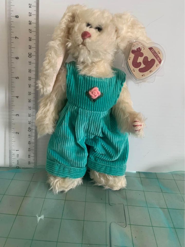 TY Ivy Bunny Vintage Collectibles 12”