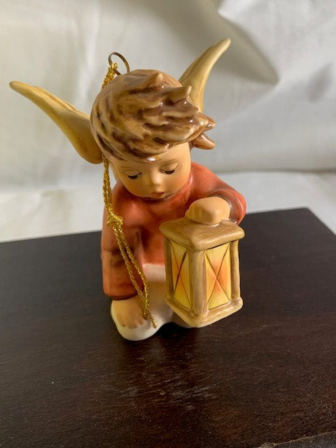 Hummel angelic Guide ornament 571 3.75"