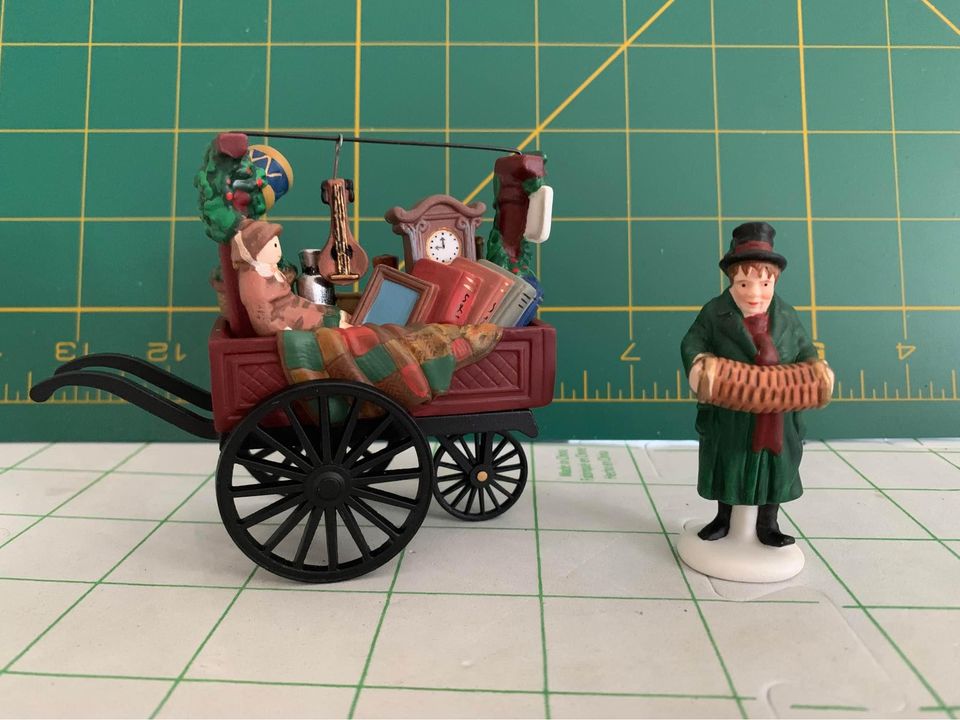 Department 56 Chelsea market curiosities Monger and cart