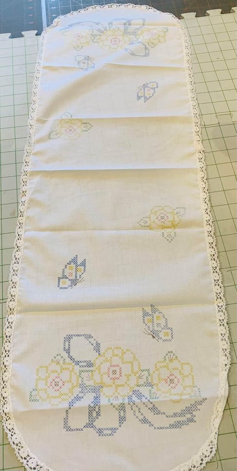 Flower & ribbon stamped cross stitch table runner 13”x 36”