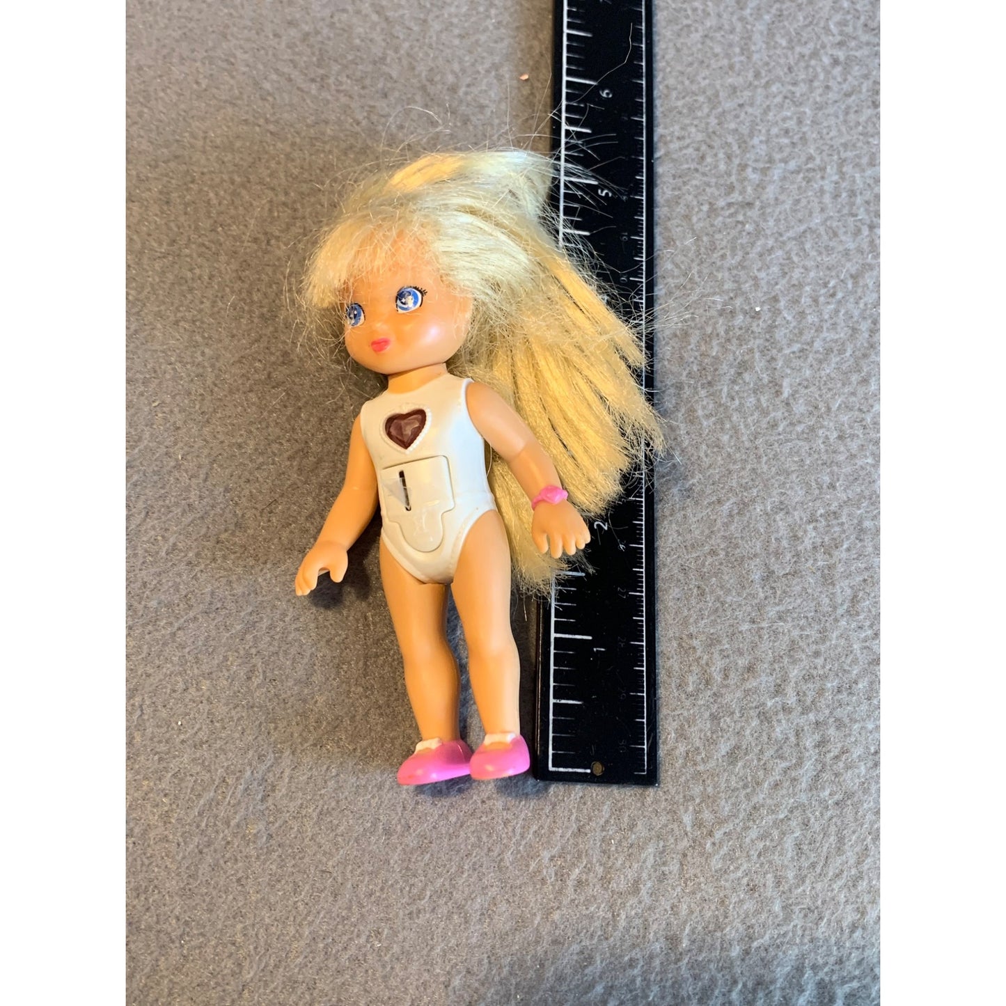 Vintage Zizzle Doll 2008 Blonde Hair Blue Eyes Pink Shoes 4 Inch