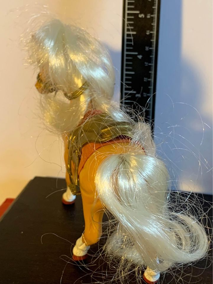 Breyer Reeves Tan Horse with Saddle & Brushable Hair