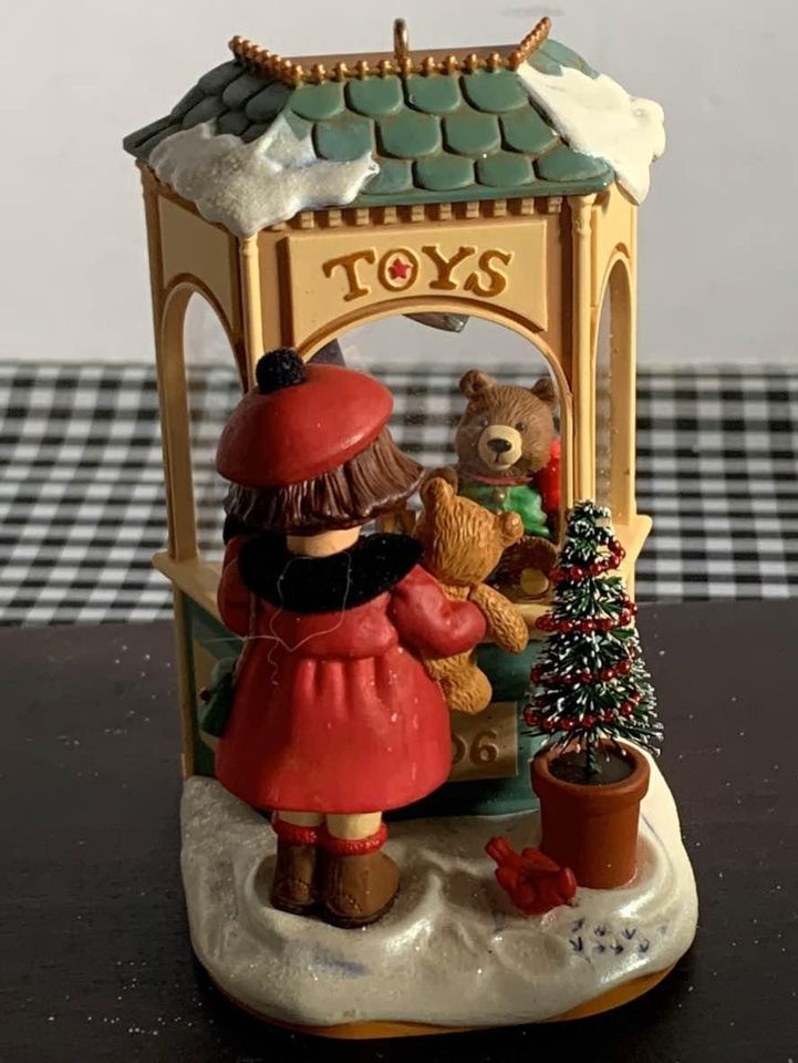 Hallmark Christmas Window Toys Keepsake Ornament 2006