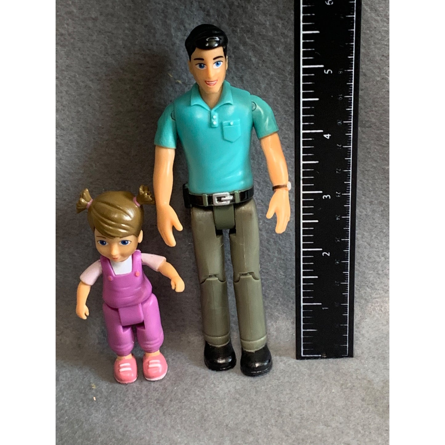 Beverly Hills Sweet Lil Dad and Sister Dolls Figures Dollhouse