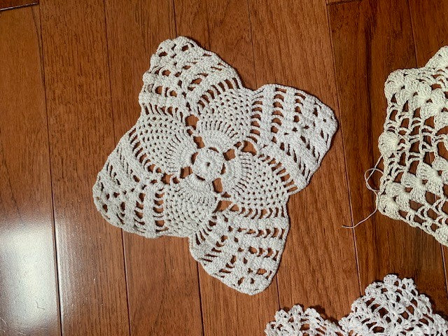 Vintage crocheted doilies set of 3 #22m