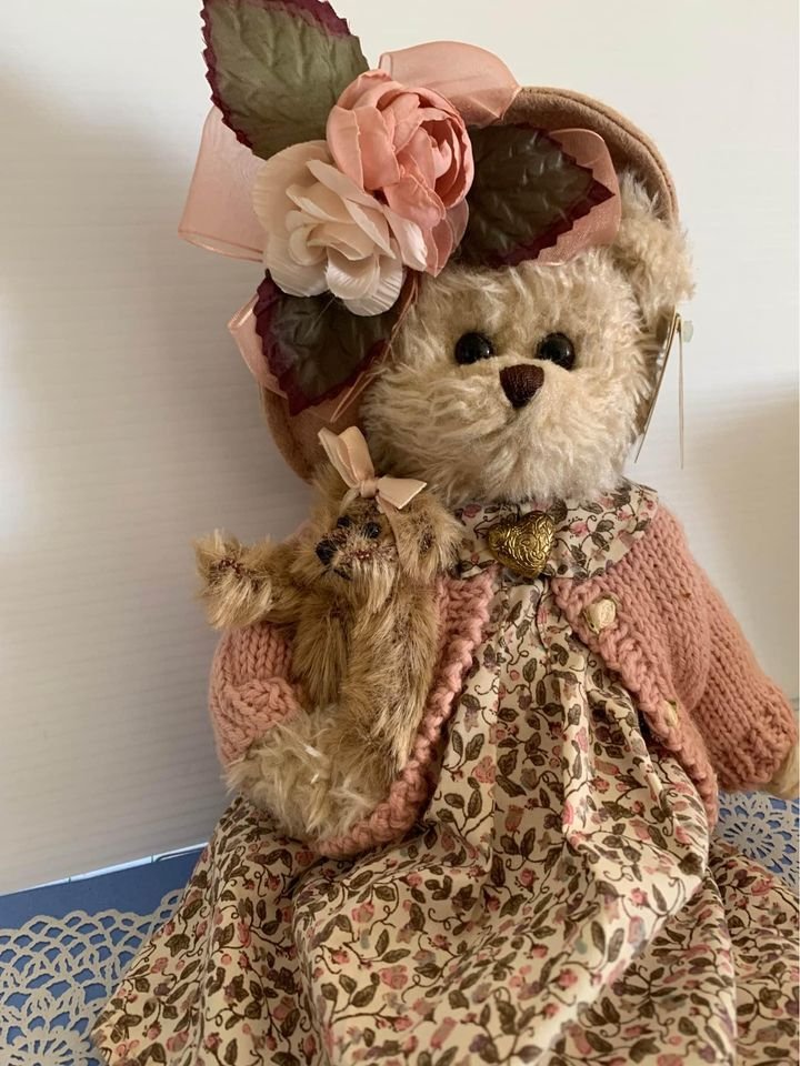 Bearington Daisy & Belle Bear 13”