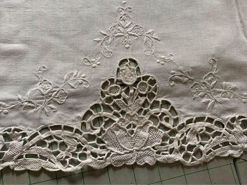 Vintage Cutwork & Embroidered Towels Set of 2 #10