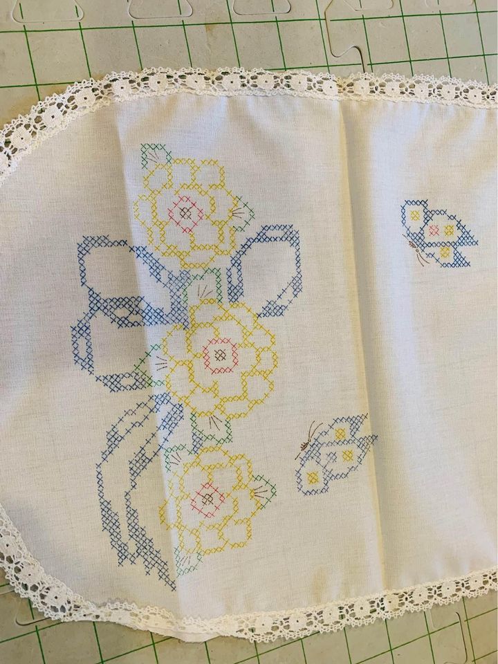 Flower & ribbon stamped cross stitch table runner 13”x 36”