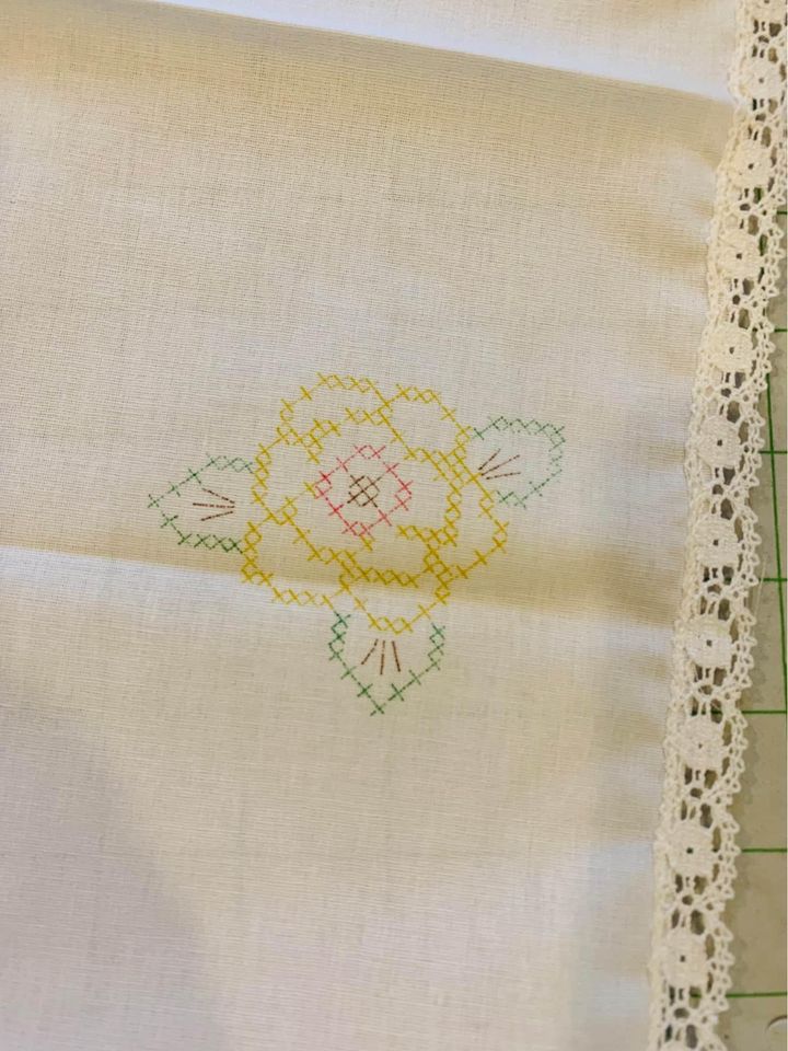 Flower & ribbon stamped cross stitch table runner 13”x 36”