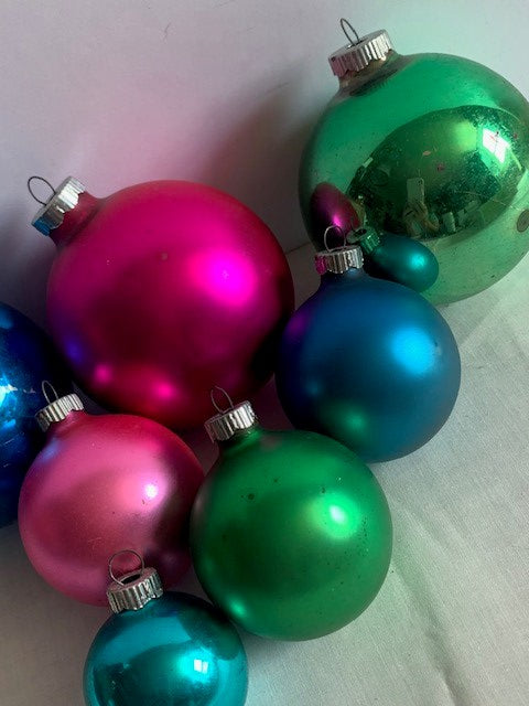 Vintage Shiny Brite glass ball ornaments set #2