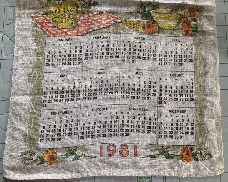 Vintage 1981 Calendar Linen Towel