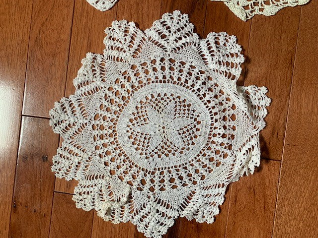 Vintage crocheted doilies set of 3 #22m