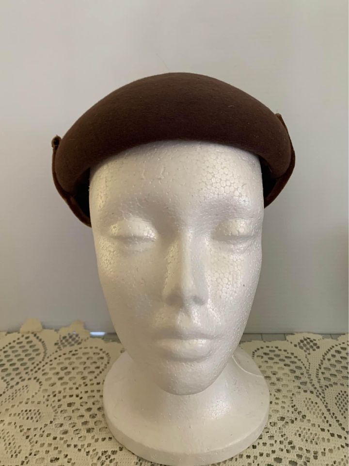 Vintage brown hat