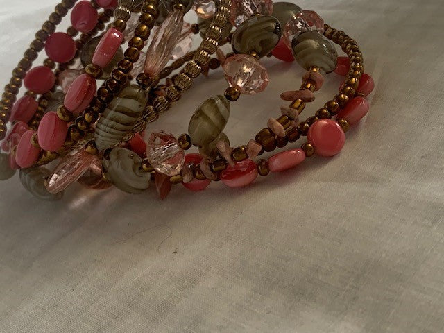 Pink & gray Wire bracelet