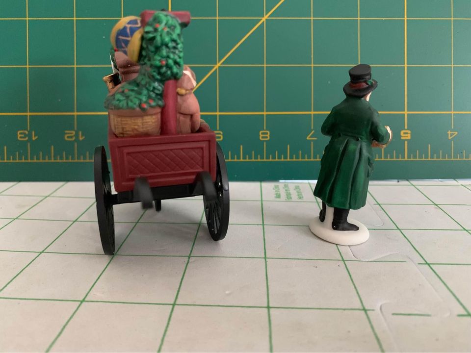 Department 56 Chelsea market curiosities Monger and cart