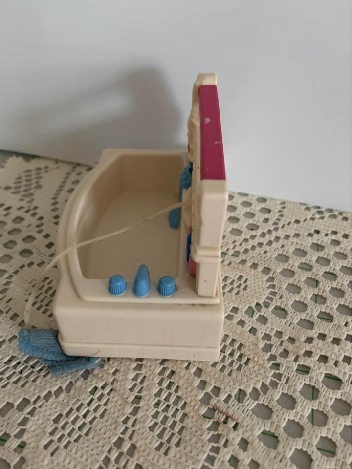 Fisher Price Loving Family Tub Dollhouse Furniture 1999