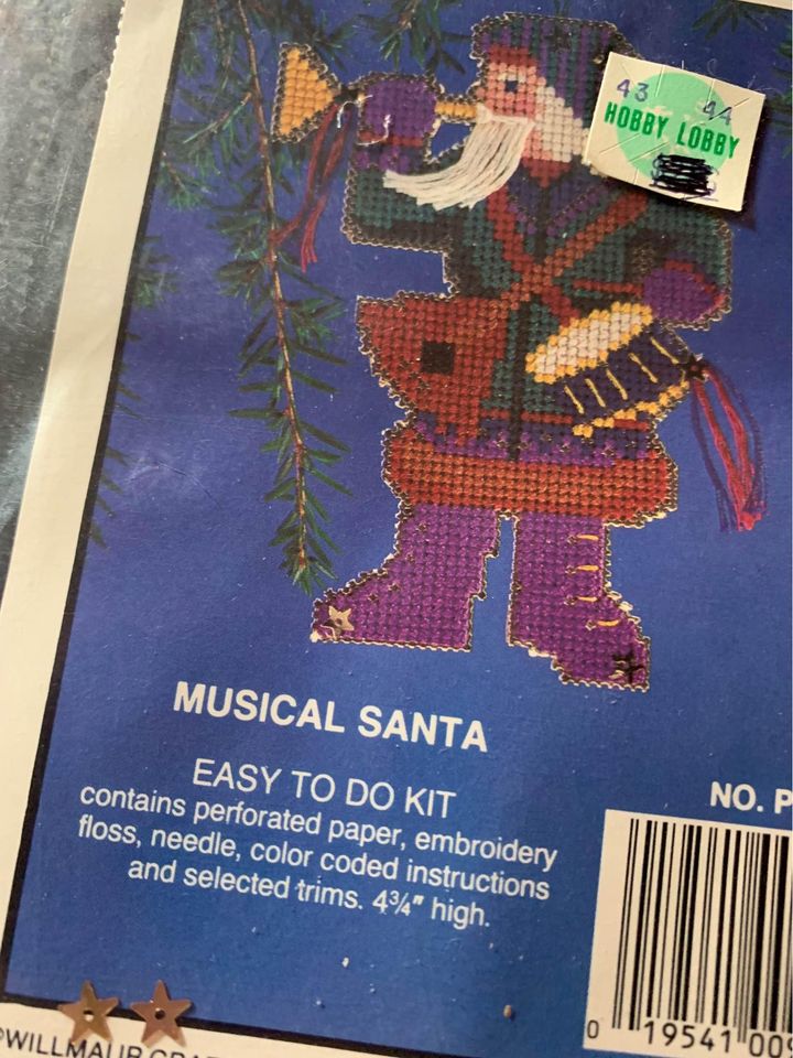 Heirloom Santas Musical Santa Cross Stitch Kit - New