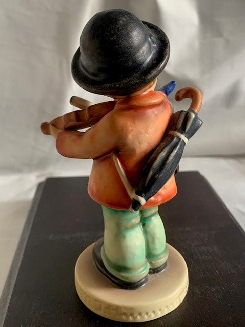 Hummel Little Fiddler figure 4 5"