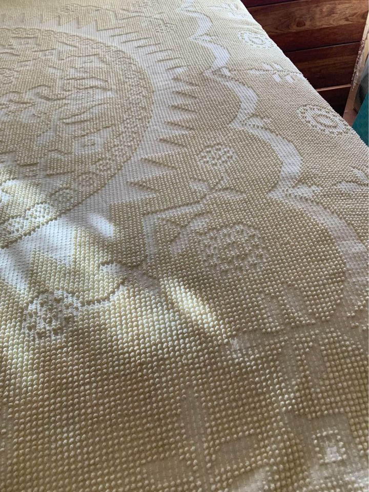 Vintage Yellow Hobnail bedspread 95” x 109”