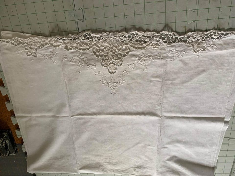 Vintage Cutwork & Embroidered Towels Set of 2 #10