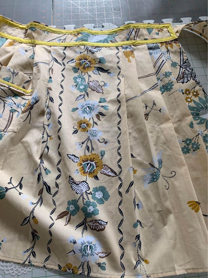 Vintage Teal & Gold Flower Apron