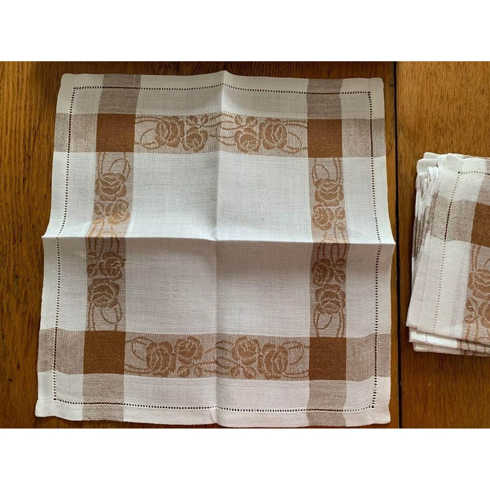 Vintage Brown Flower Tablecloth with 5 Napkins