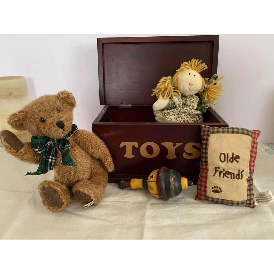 Boyds Toy Box of Friendship Memories set