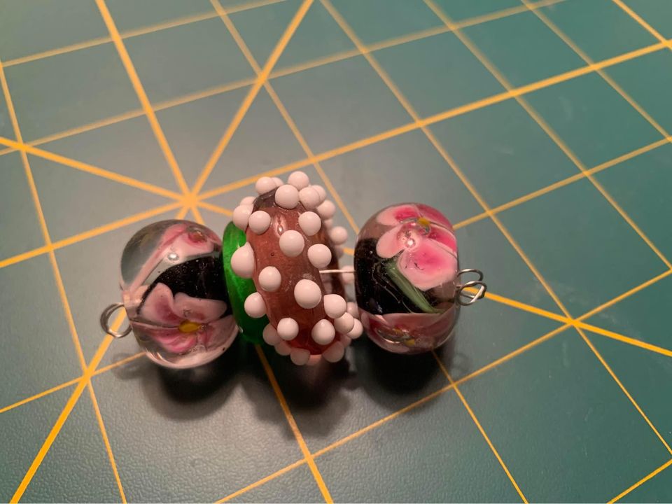 Handmade pink green Glass Lampwork Beads - New