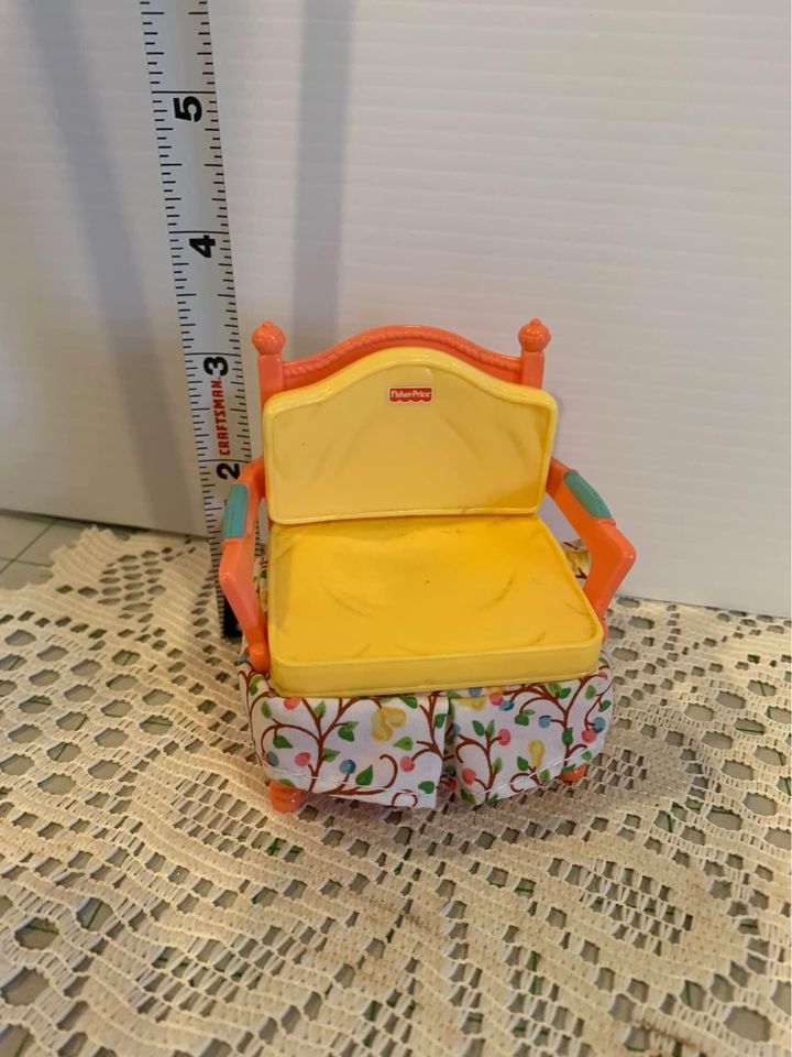 Fisher-Price loving family yellow livingroom chair dollhouse furniture