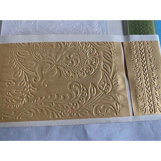 Anna Griffin Pomegranate Paisley Embossing Folder w/Border set