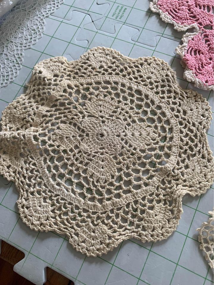 Vintage Crocheted Doily Set of 3 #7h