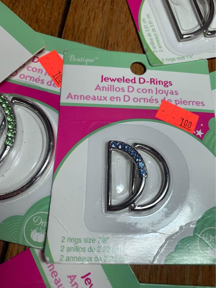 Dritz Boutique 9 pks Jeweled D Rings and 1 pk D rings for belt making - New