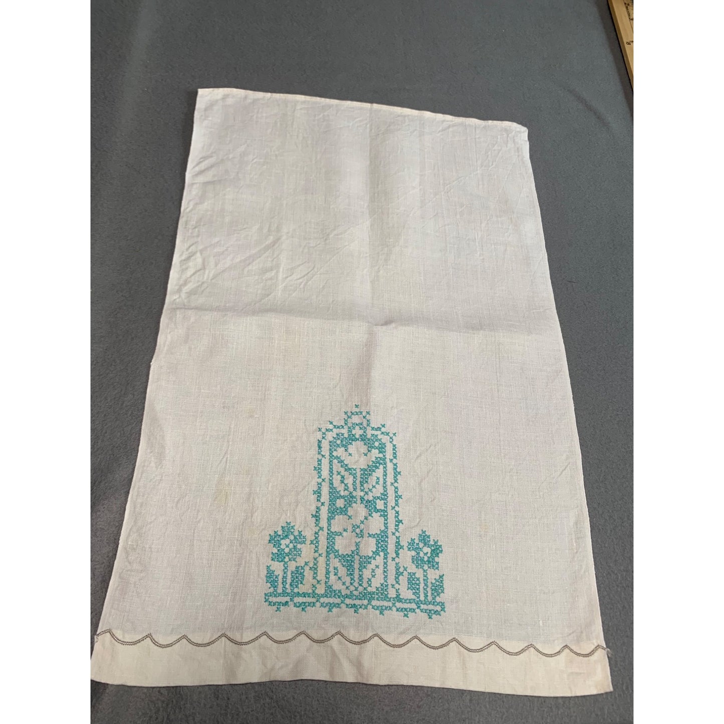 Vintage Embroidered Linen Tea Towel with Green Cross-Stitch Flowers & Scalloped Detail