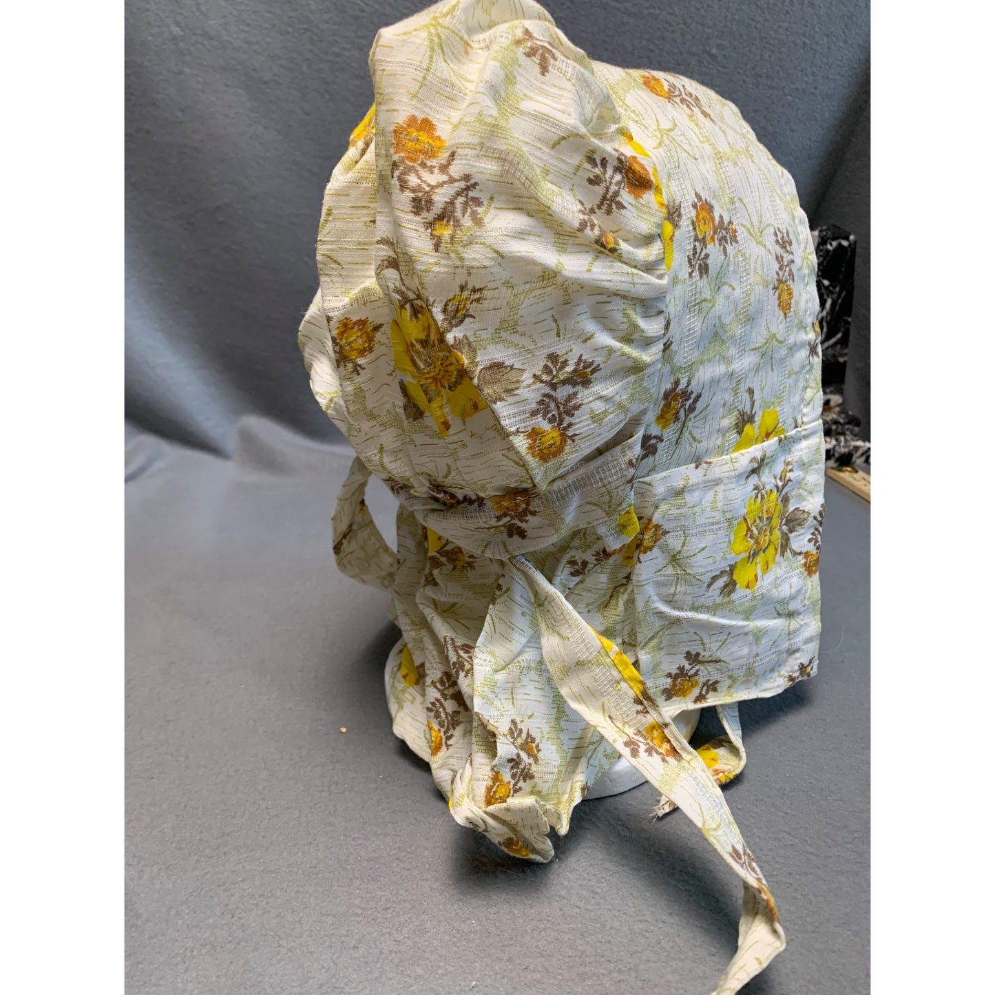 Vintage Handmade Womens Floral Prairie Bonnet