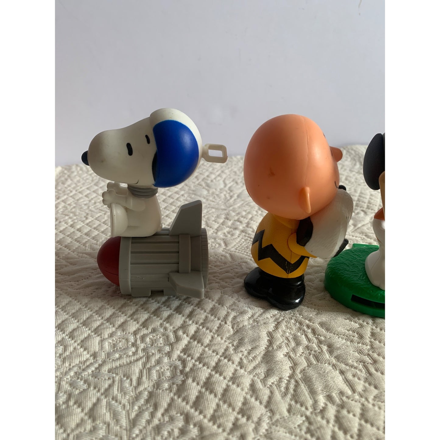 Peanuts Charlie Brown and Snoopy McDonald figures set