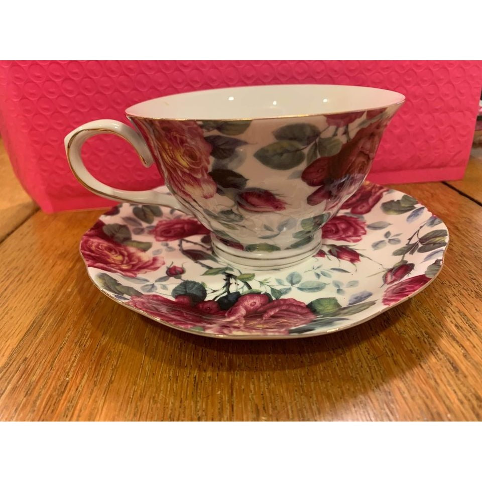 Grace’s Teaware Pink Roses teacup and saucer set