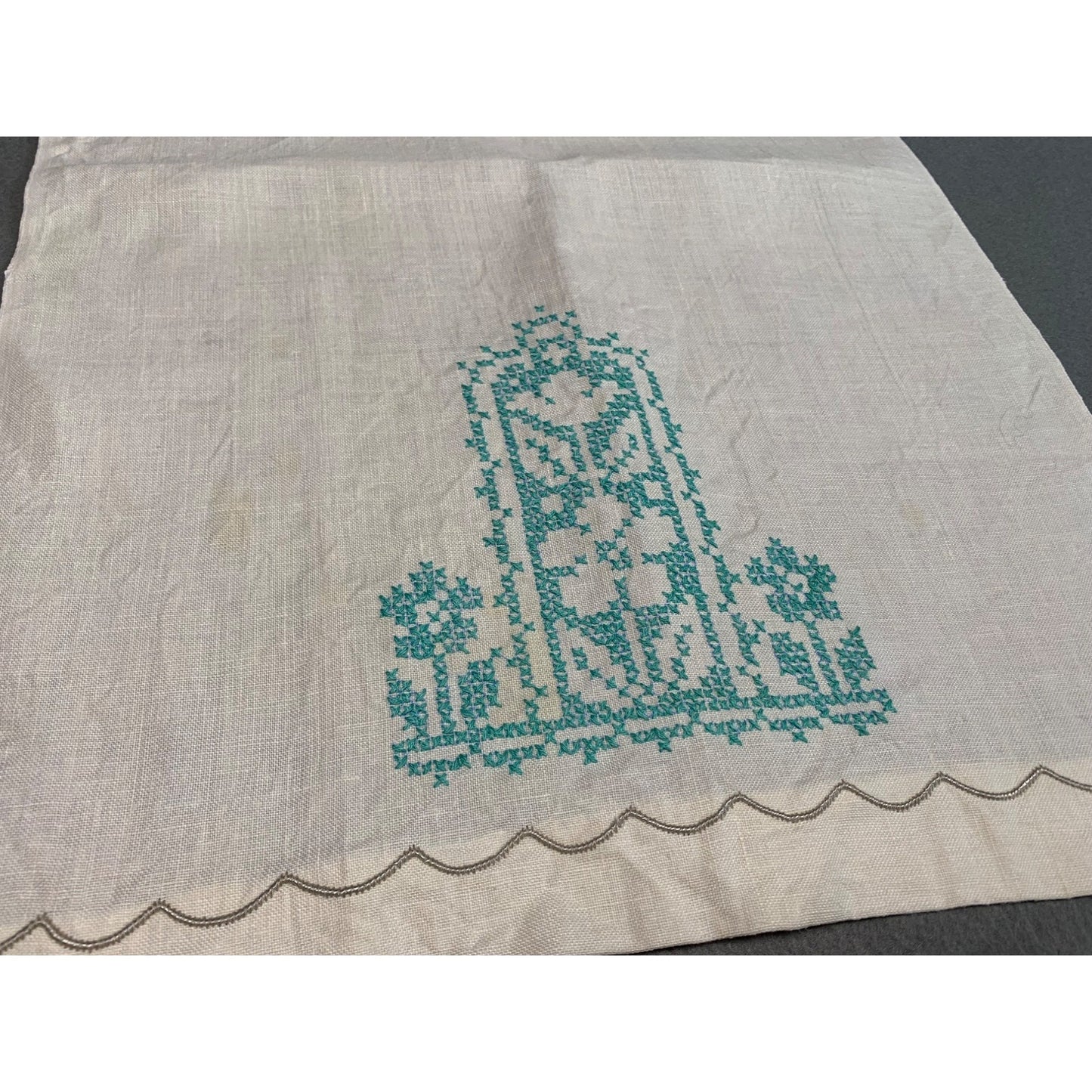 Vintage Embroidered Linen Tea Towel with Green Cross-Stitch Flowers & Scalloped Detail