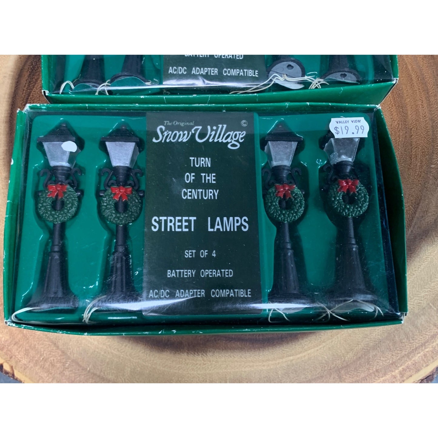 Snow Village Turn of the Century Street Lamps Set of 4 Battery Operated AC/DC Adapter Compatible