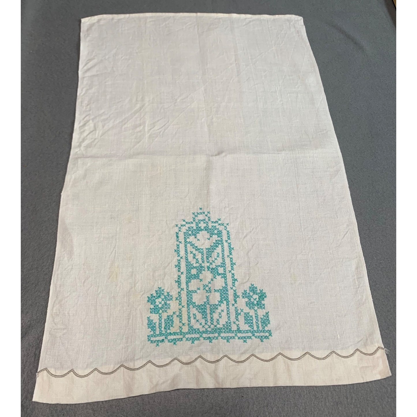 Vintage Embroidered Linen Tea Towel with Green Cross-Stitch Flowers & Scalloped Detail